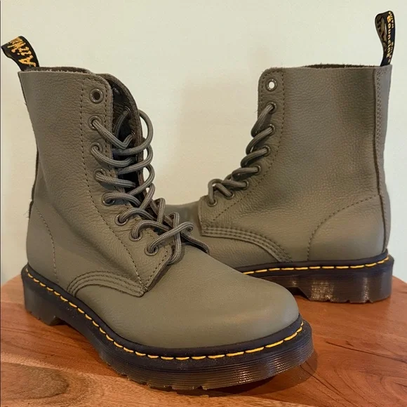 Dr. Martens Olive Green Leather Boots - Picture 1 of 8